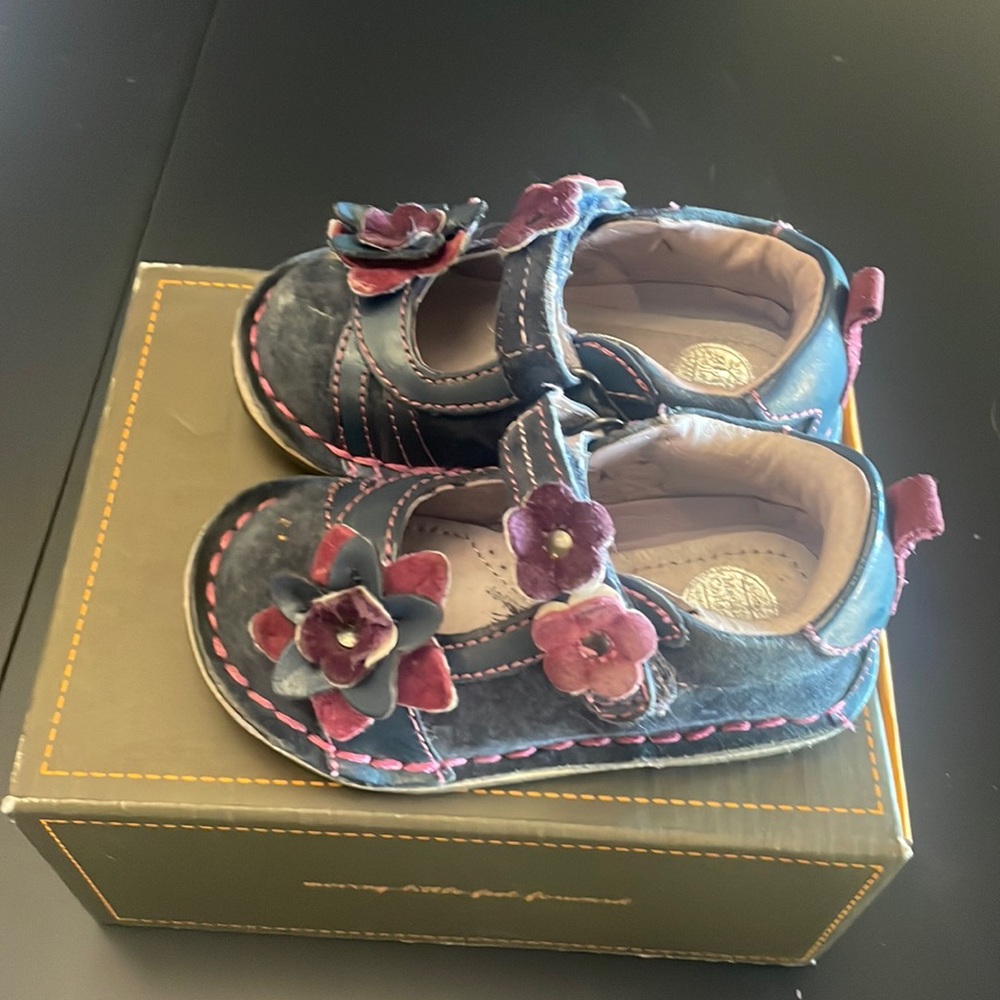 Stride Rite shoes 4.5